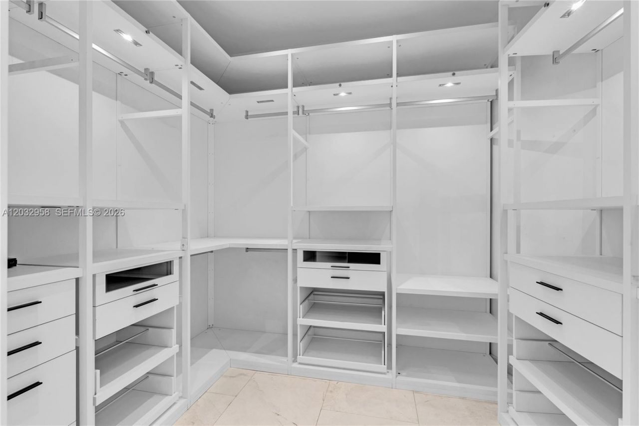 900 Brickell Key Blvd , Unit 1002, Miami, FL 33131 Photo