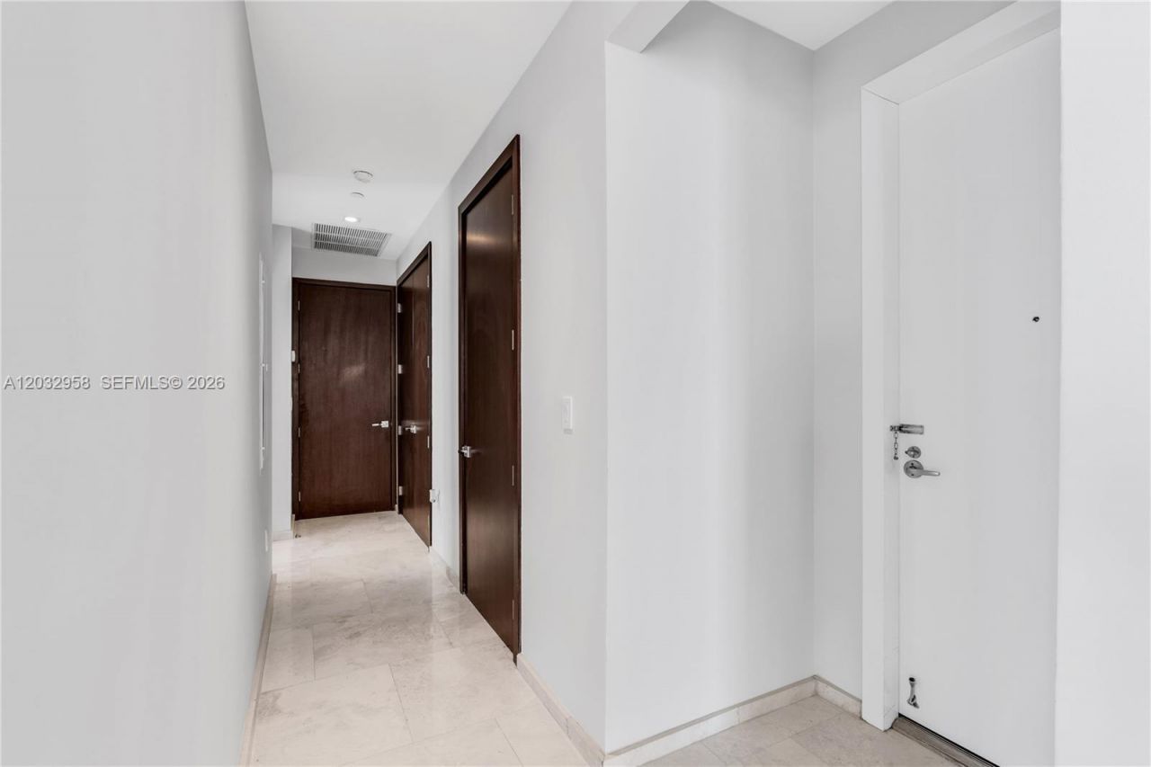 900 Brickell Key Blvd , Unit 1002, Miami, FL 33131 Photo