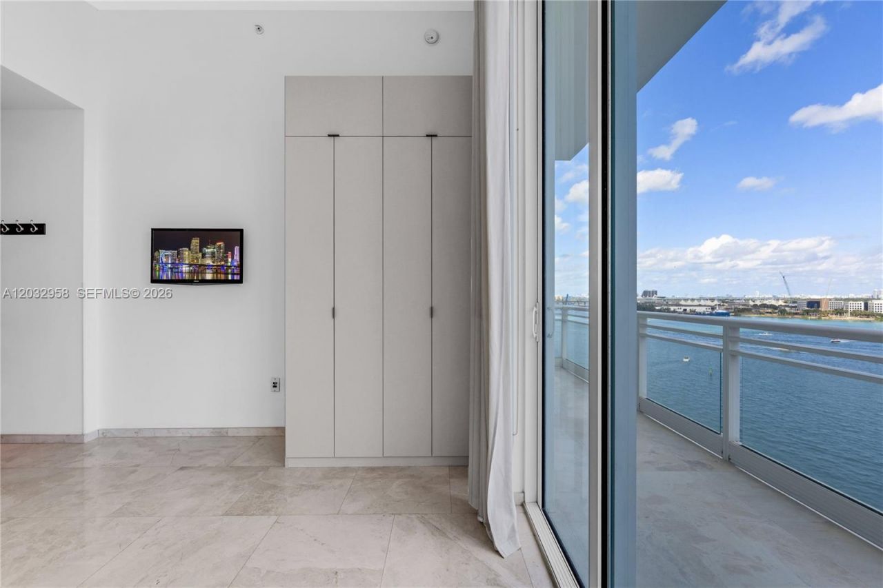 900 Brickell Key Blvd , Unit 1002, Miami, FL 33131 Photo