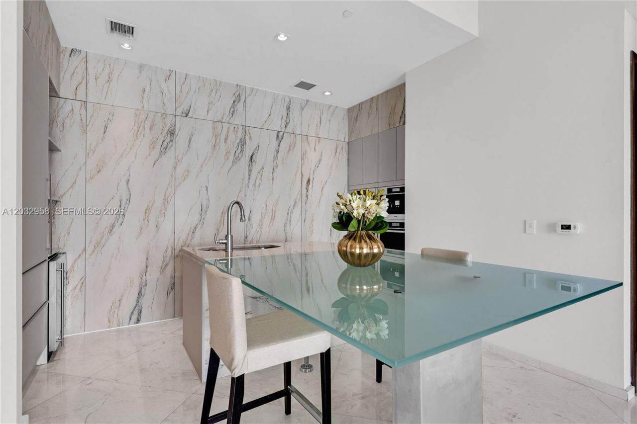 900 Brickell Key Blvd , Unit 1002, Miami, FL 33131 Photo