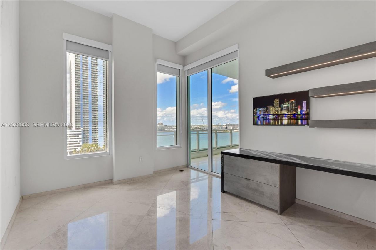 900 Brickell Key Blvd , Unit 1002, Miami, FL 33131 Photo