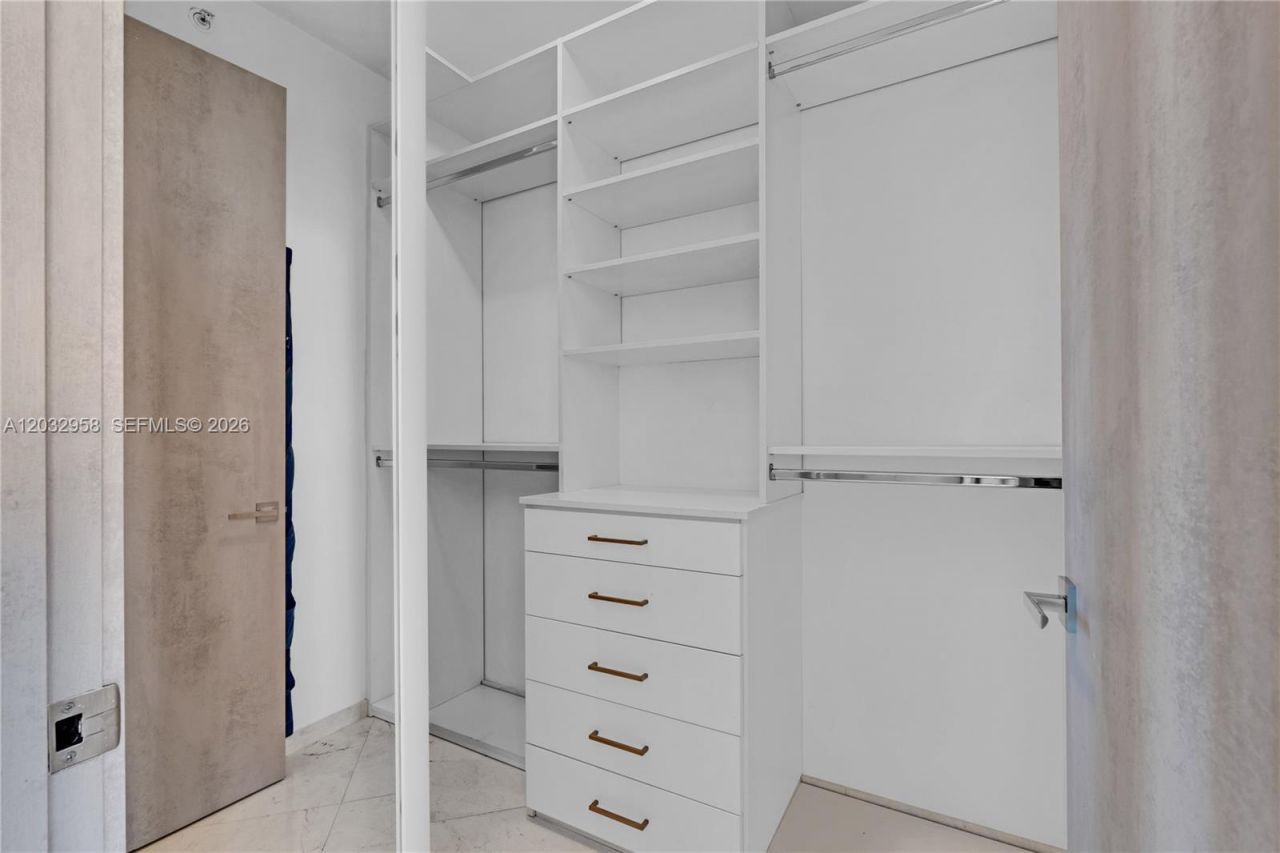 900 Brickell Key Blvd , Unit 1002, Miami, FL 33131 Photo
