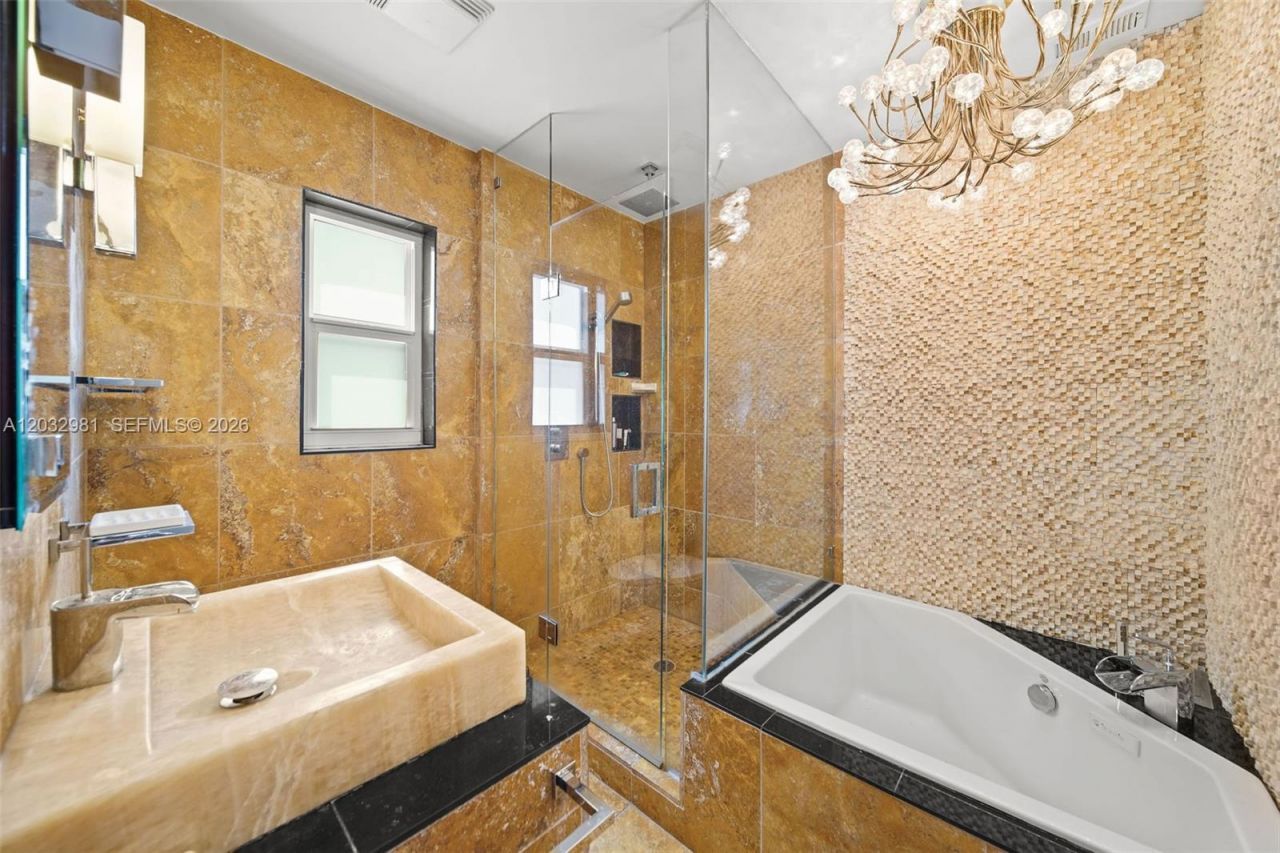 4416 Alton Rd , Miami Beach, FL 33140 Photo
