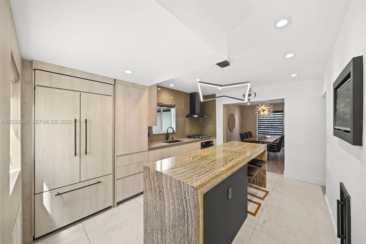 4416 Alton Rd , Miami Beach, FL 33140 Photo