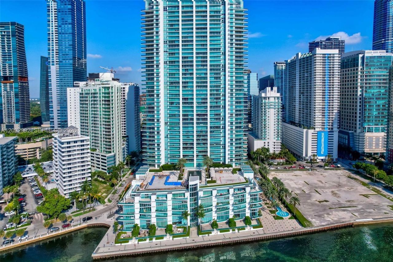 1331 Brickell Bay Dr , Unit 1504, Miami, FL 33131 Photo