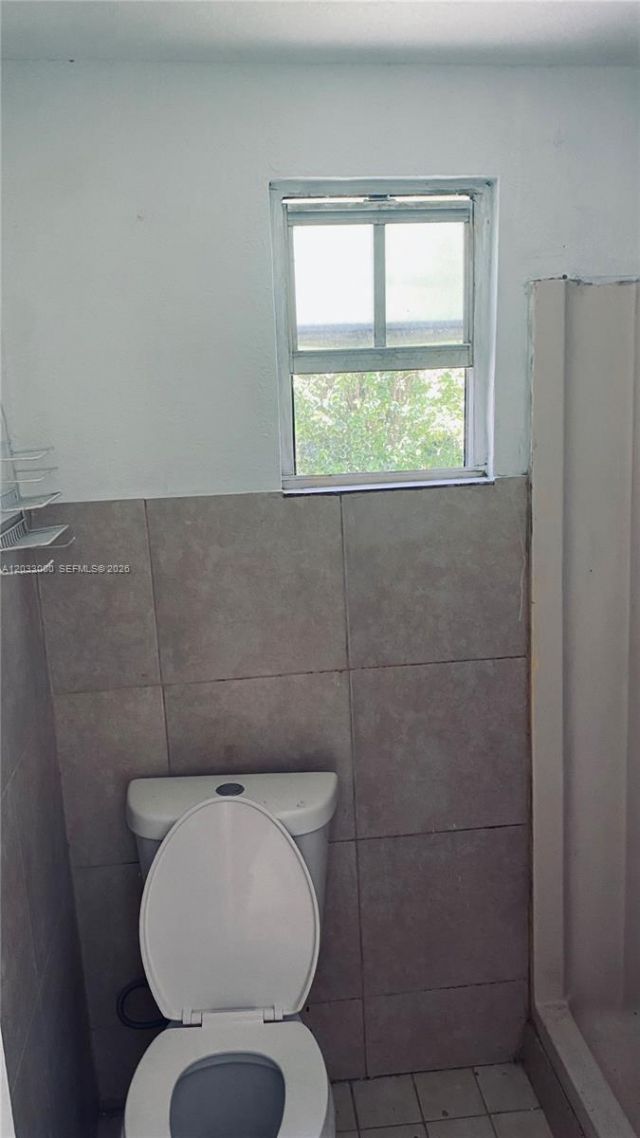 1120 NW 147th St , Miami, FL 33168 Photo