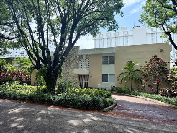 1235 Mariposa Ave , Unit 7, Coral Gables, FL 33146