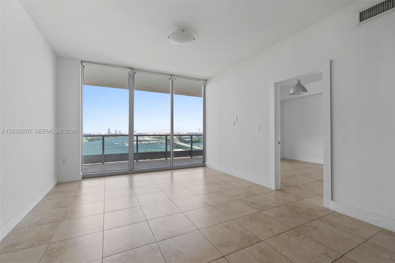 900 Biscayne Blvd , Unit 2304, Miami, FL 33132 Photo