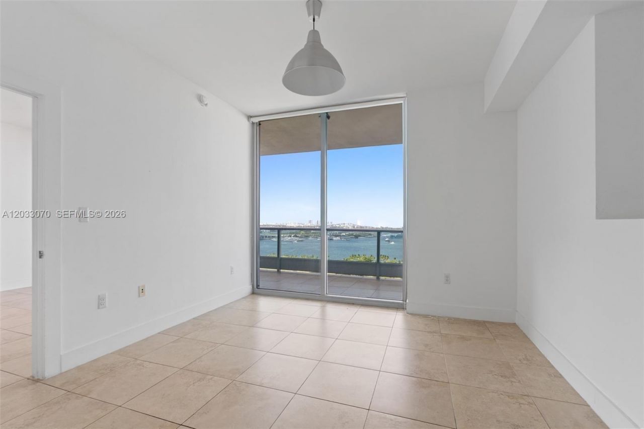 900 Biscayne Blvd , Unit 2304, Miami, FL 33132 Photo