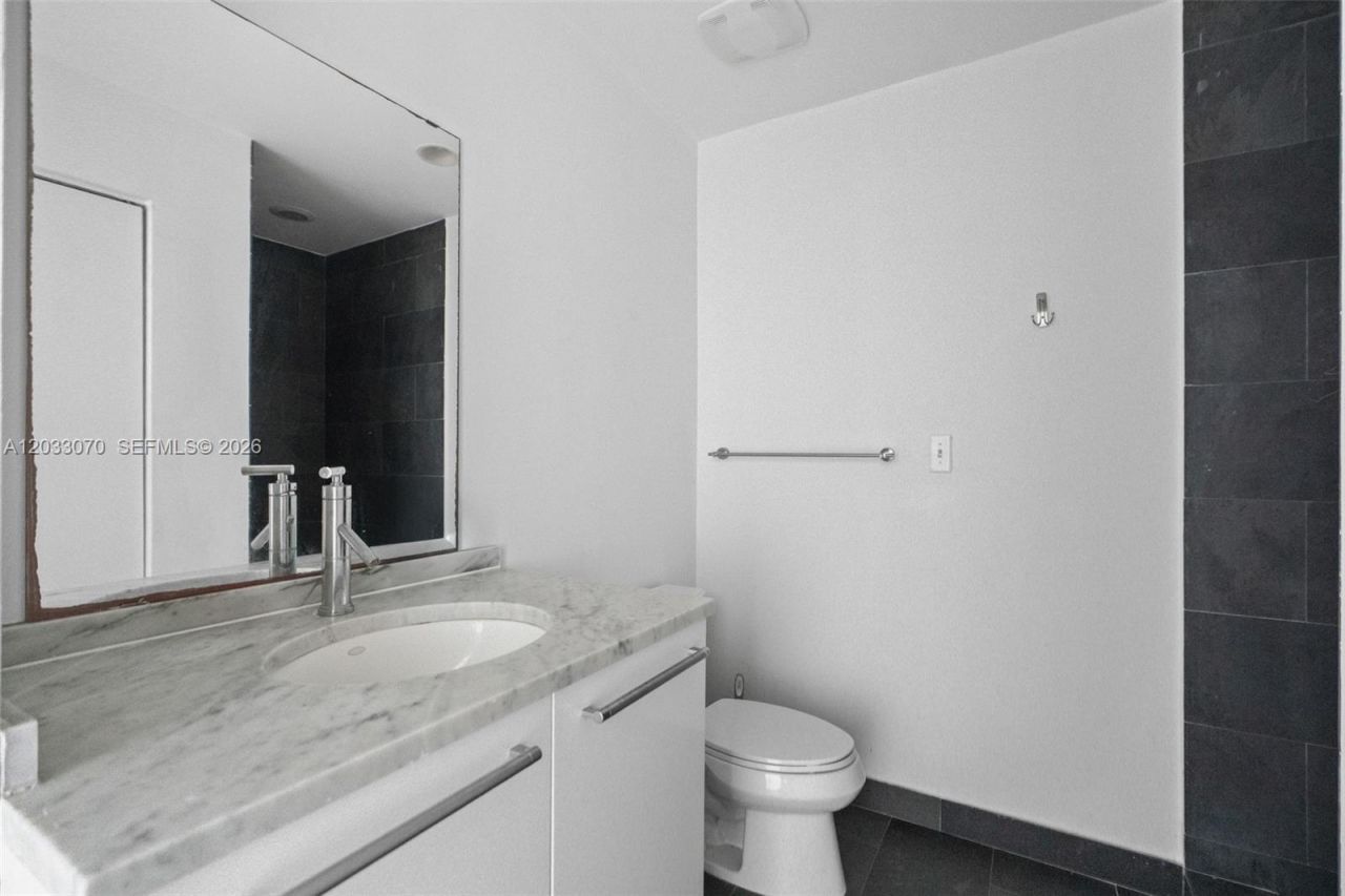 900 Biscayne Blvd , Unit 2304, Miami, FL 33132 Photo