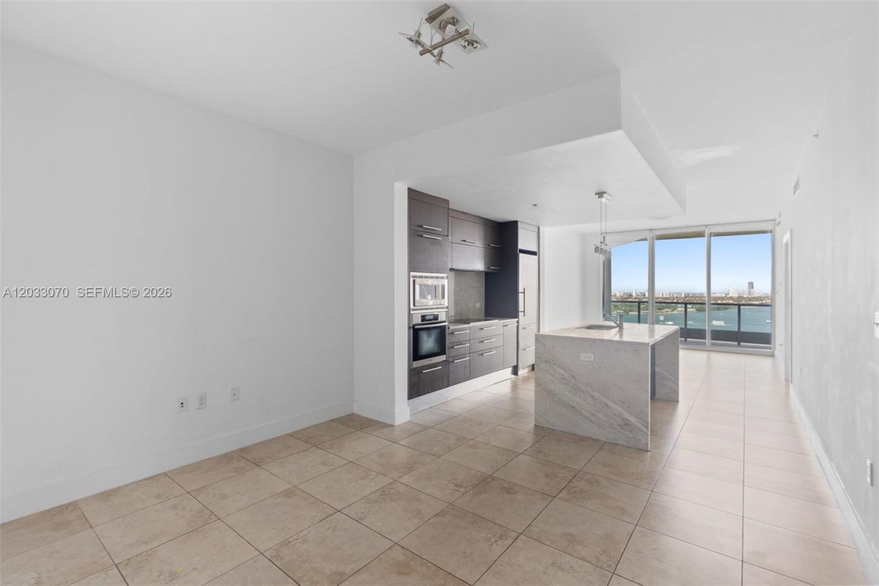900 Biscayne Blvd , Unit 2304, Miami, FL 33132 Photo