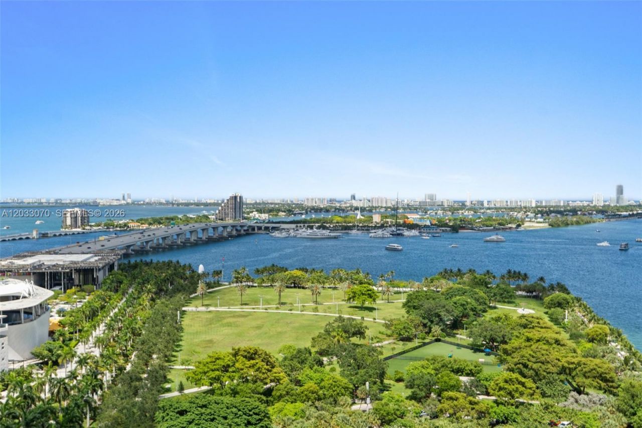 900 Biscayne Blvd , Unit 2304, Miami, FL 33132 Photo