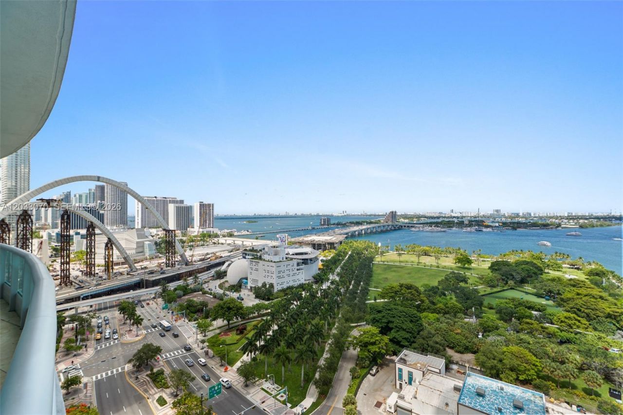 900 Biscayne Blvd , Unit 2304, Miami, FL 33132 Photo