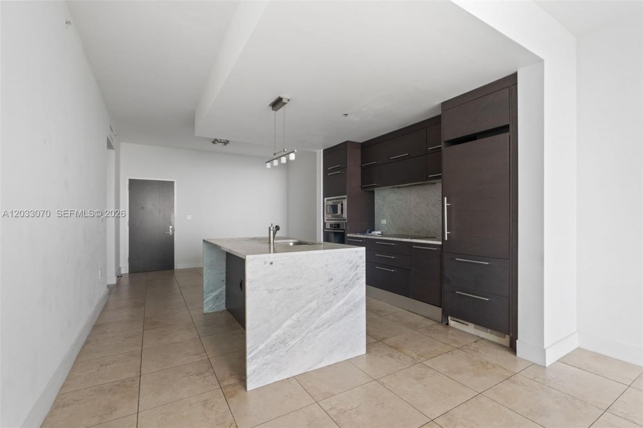 900 Biscayne Blvd , Unit 2304, Miami, FL 33132 Photo