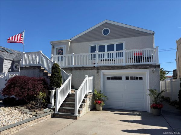 560 W Chester Street , Unit Lower, Long Beach, NY 11561