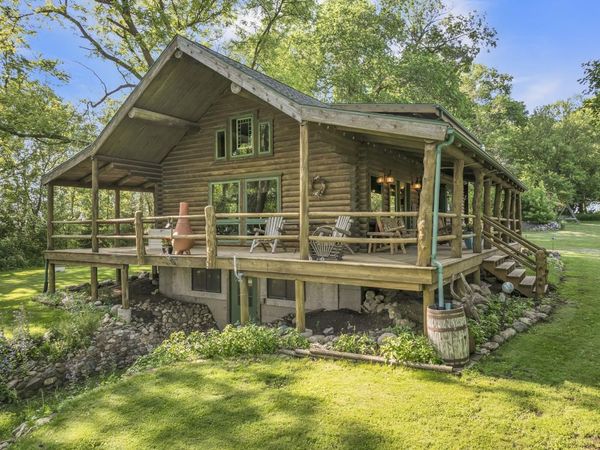 1382 220th Street , Milford, IA 51351