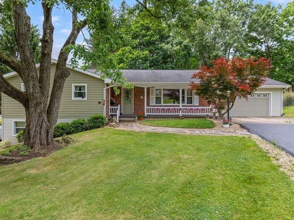 11 Old Orchard Drive, Mount Vernon, OH 43050