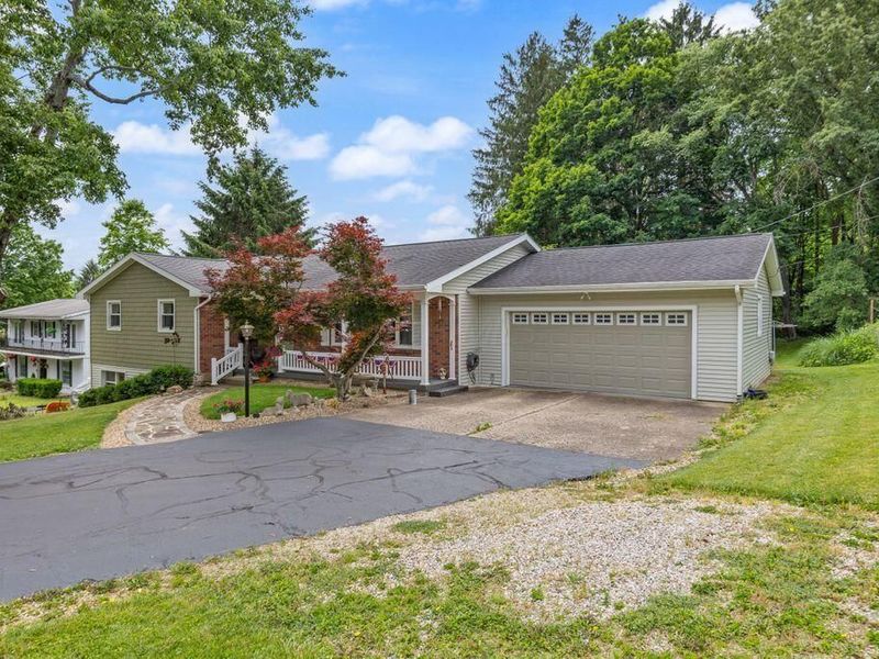 11 Old Orchard Drive, Mount Vernon, OH 43050 Photo 2
