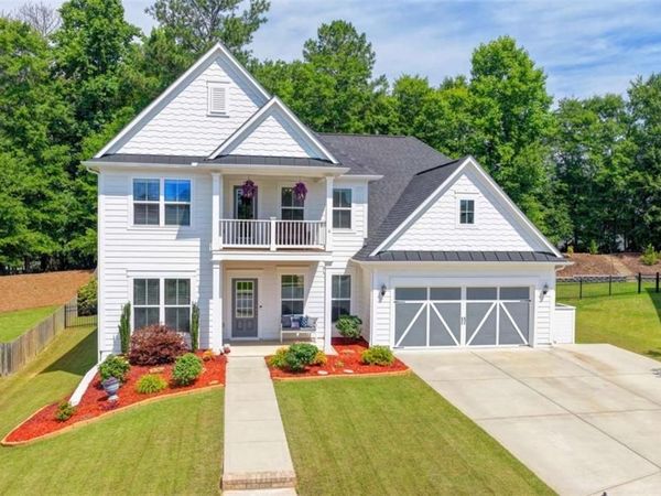 6015 Cedar Wood Court , Hoschton, GA 30548