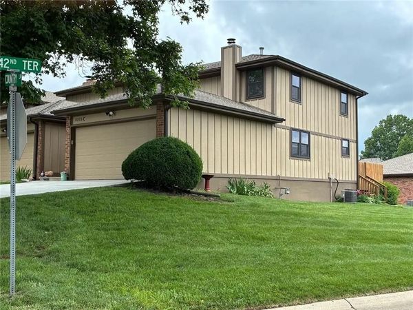 4205 Country Lane, Unit C, St Joseph, MO 64506