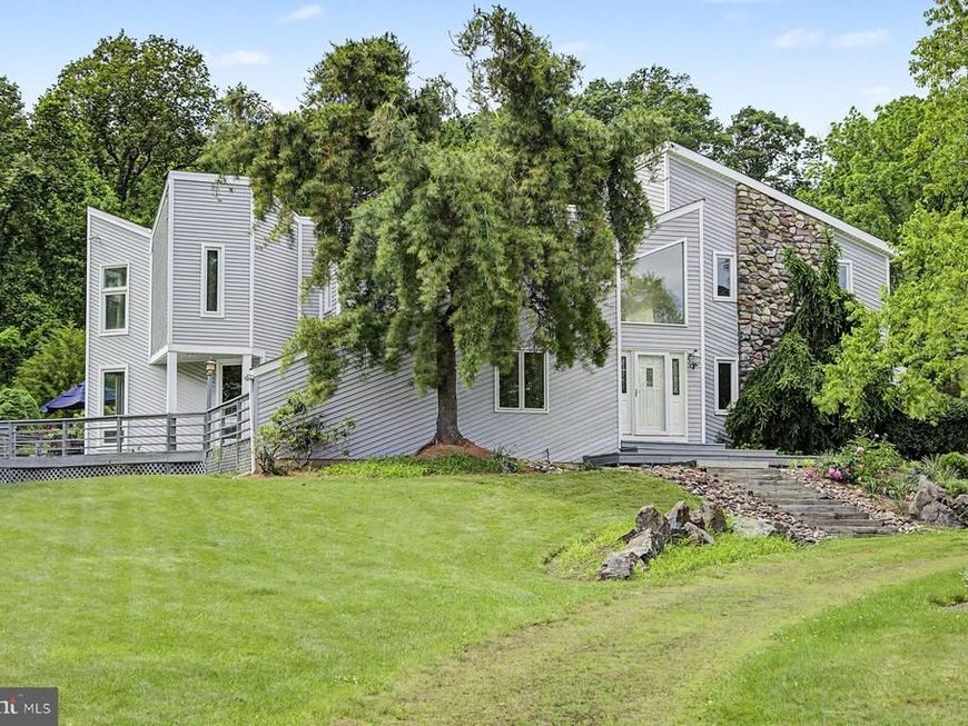 5728 Carversville Road, Doylestown, PA 18902 Main Photo