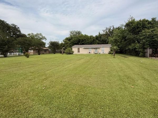 11038 Lamey Bridge Road, D'Iberville, MS 39540