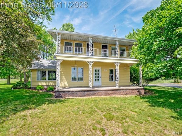 607 E King Street , Corunna, MI 48817
