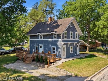 519 Franklin Street, Brighton, MI 48116