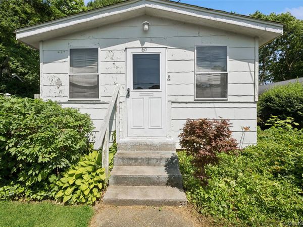 60 Kenneth Avenue, Huntington, NY 11743
