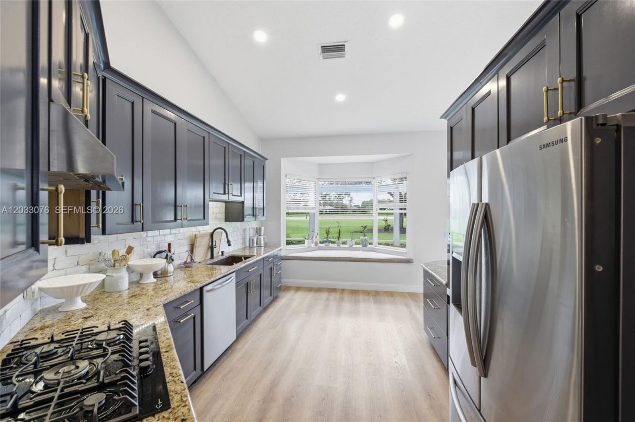 8141 Sandpiper Way , West Palm Beach, FL 33412 Photo