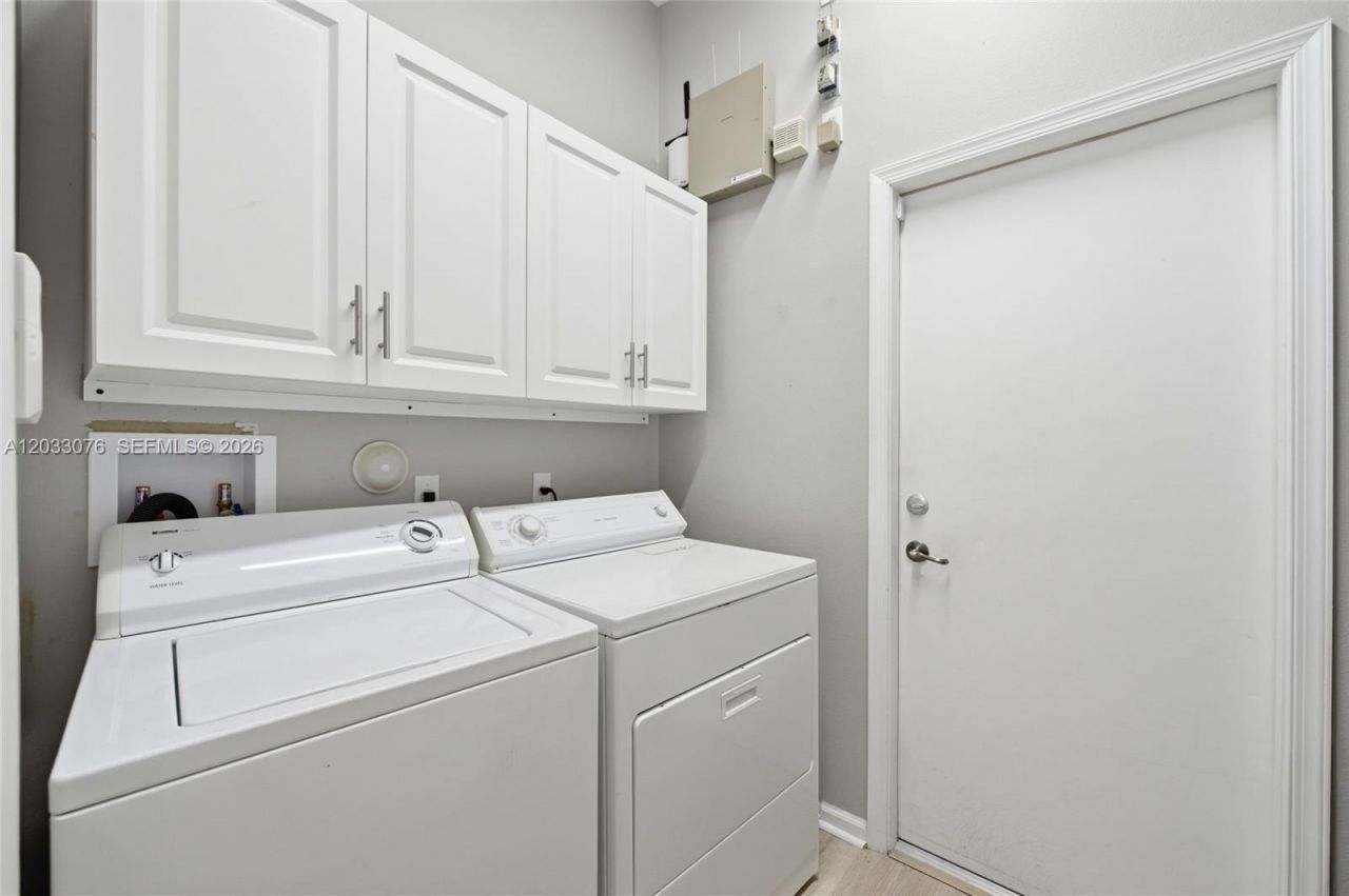8141 Sandpiper Way , West Palm Beach, FL 33412 Photo