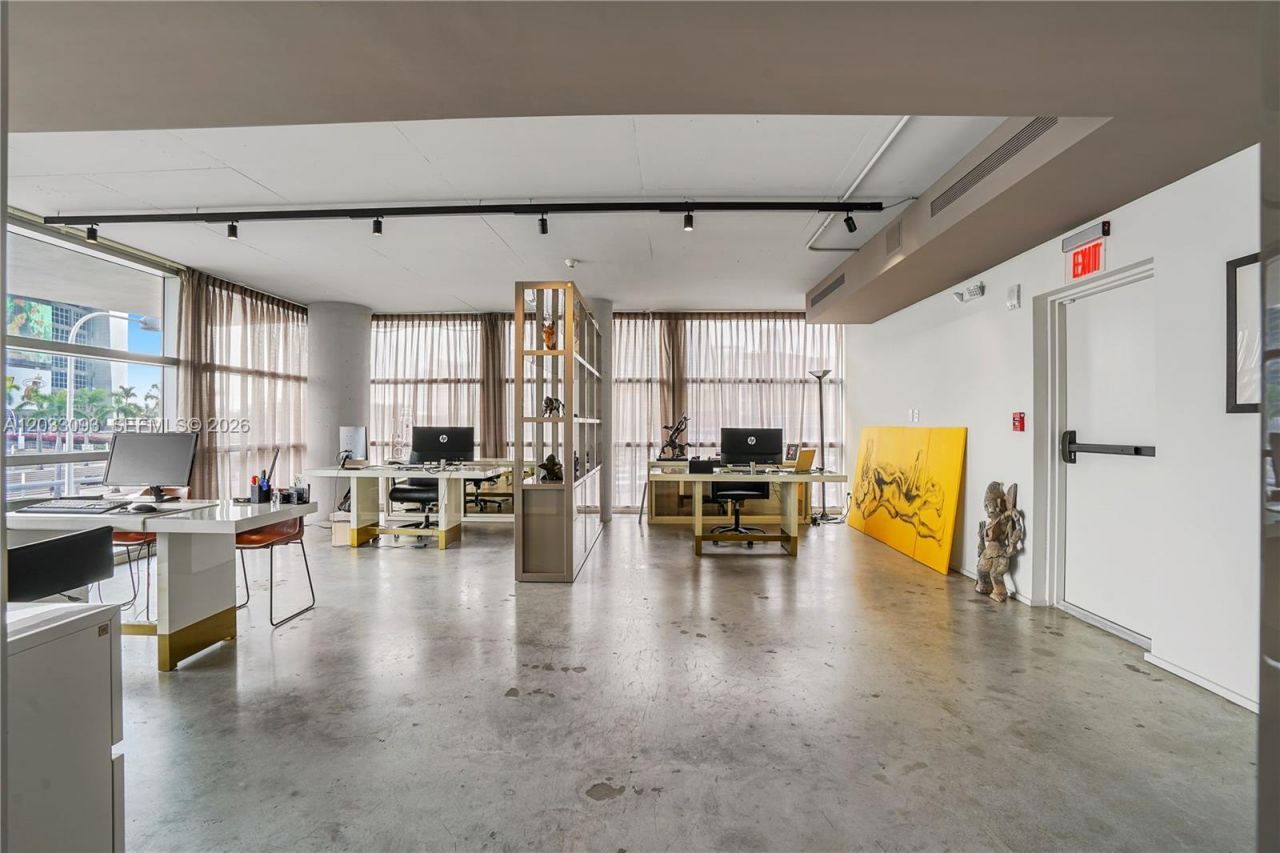 888 Biscayne Blvd , Unit CU8B, Miami, FL 33132 Photo