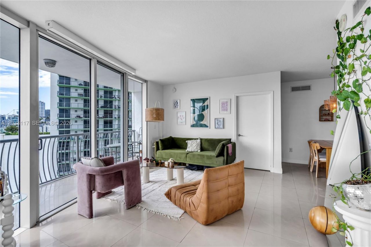1750 N Bayshore Dr , Unit 1815, Miami, FL 33132 Photo