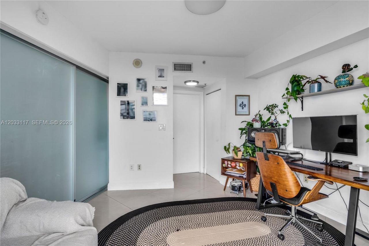 1750 N Bayshore Dr , Unit 1815, Miami, FL 33132 Photo