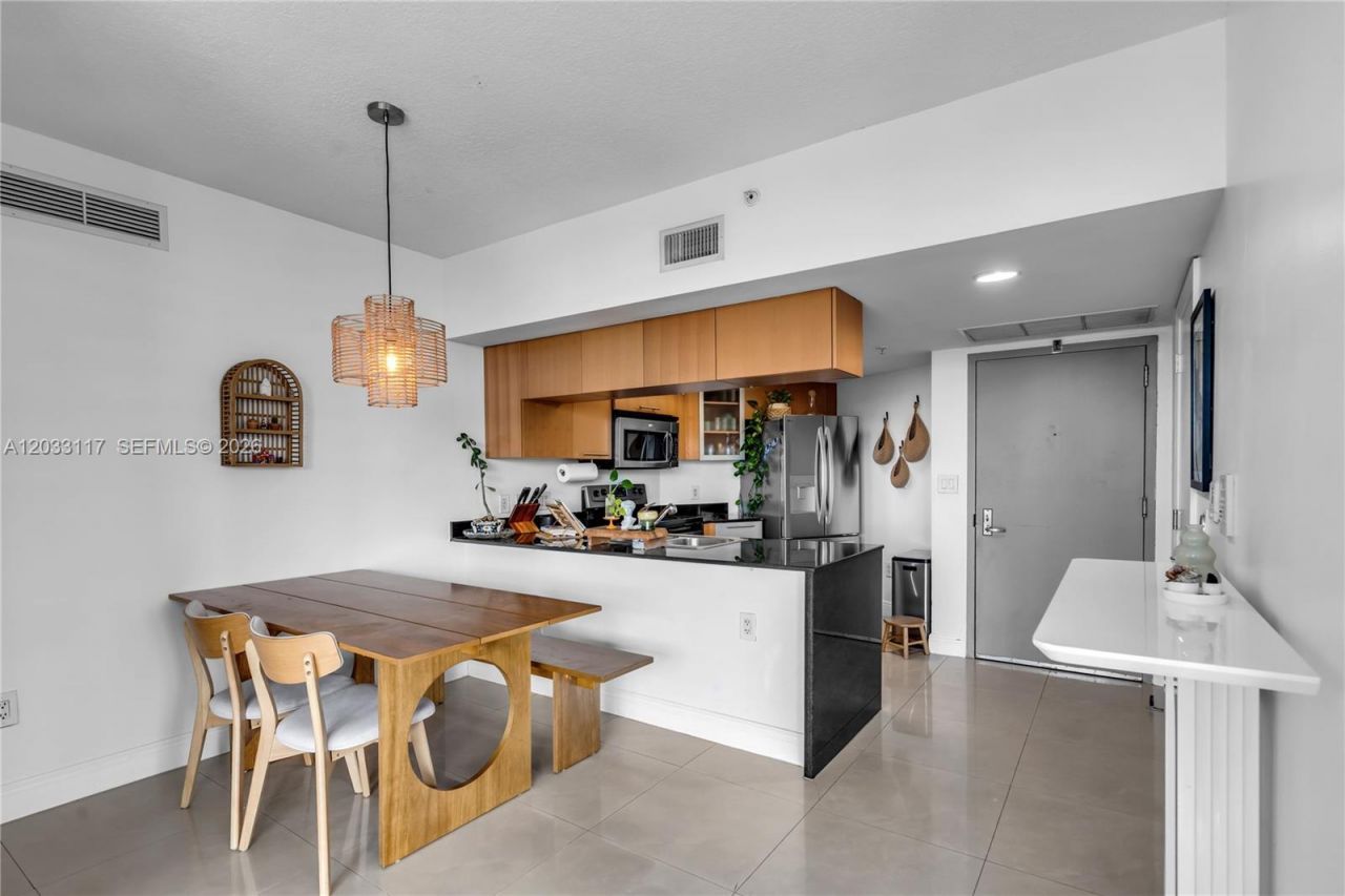 1750 N Bayshore Dr , Unit 1815, Miami, FL 33132 Photo