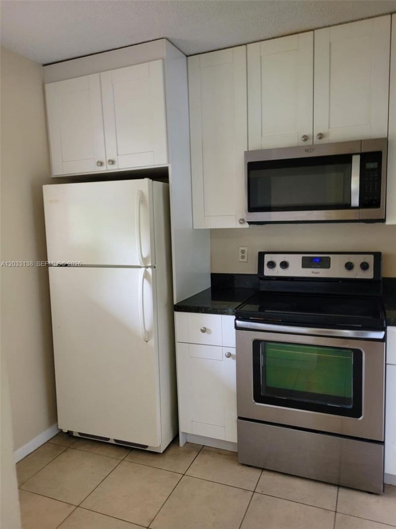785 NW 103rd Ter , Unit 202, Pembroke Pines, FL 33026 Photo