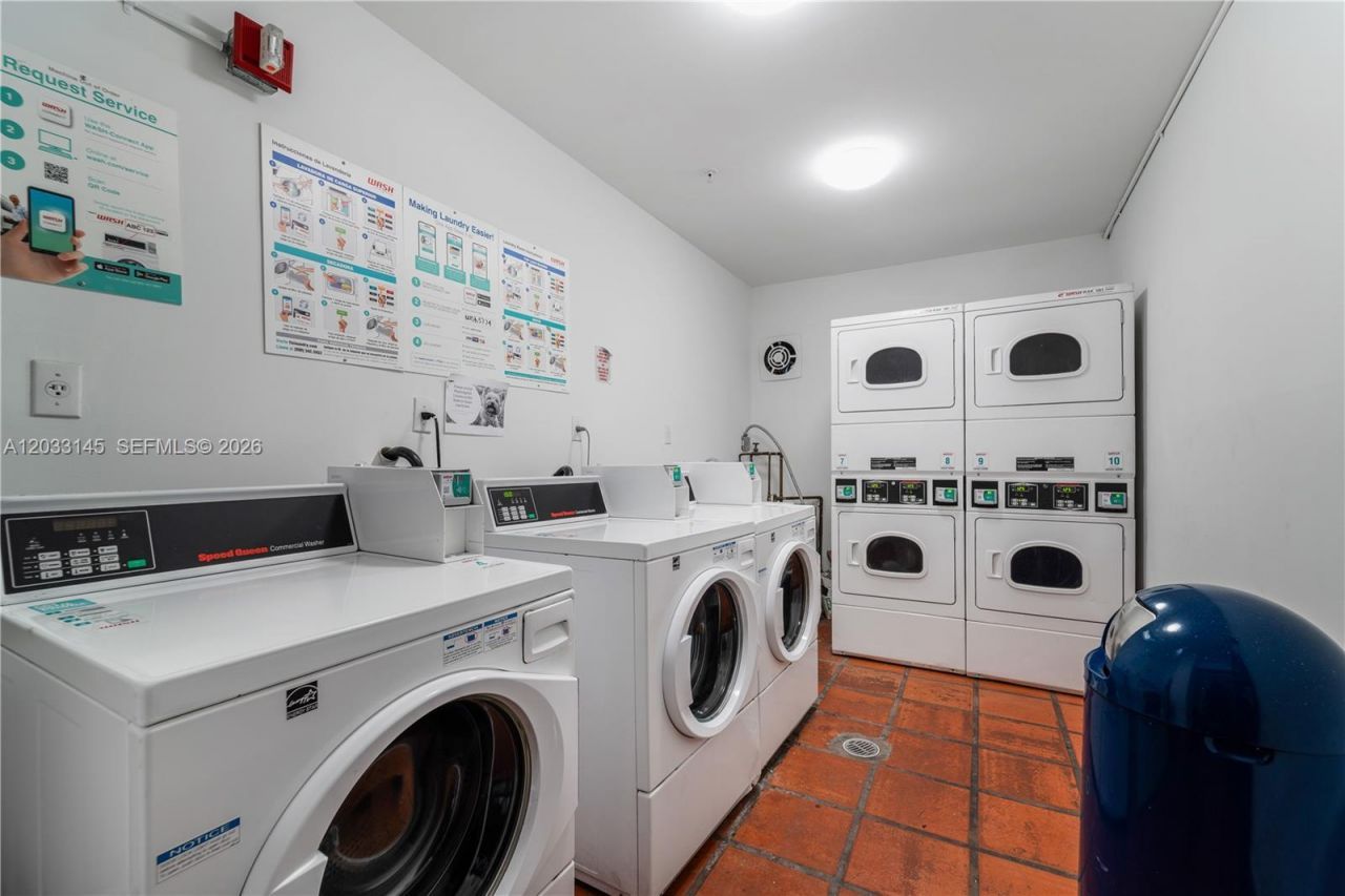 1521 Lenox Ave , Unit 302, Miami Beach, FL 33139 Photo