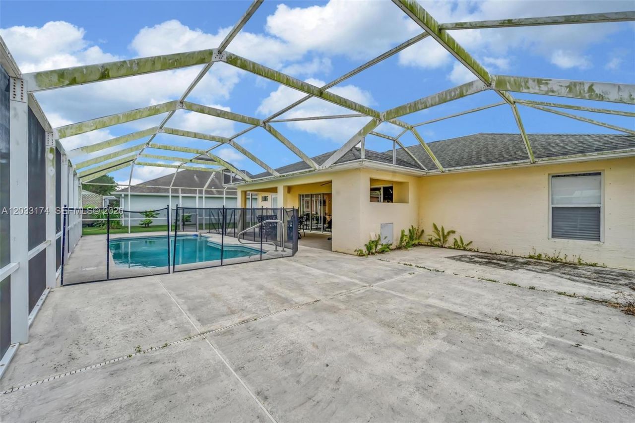 5767 NW Cahaba St , Port Saint Lucie, FL 34986 Photo