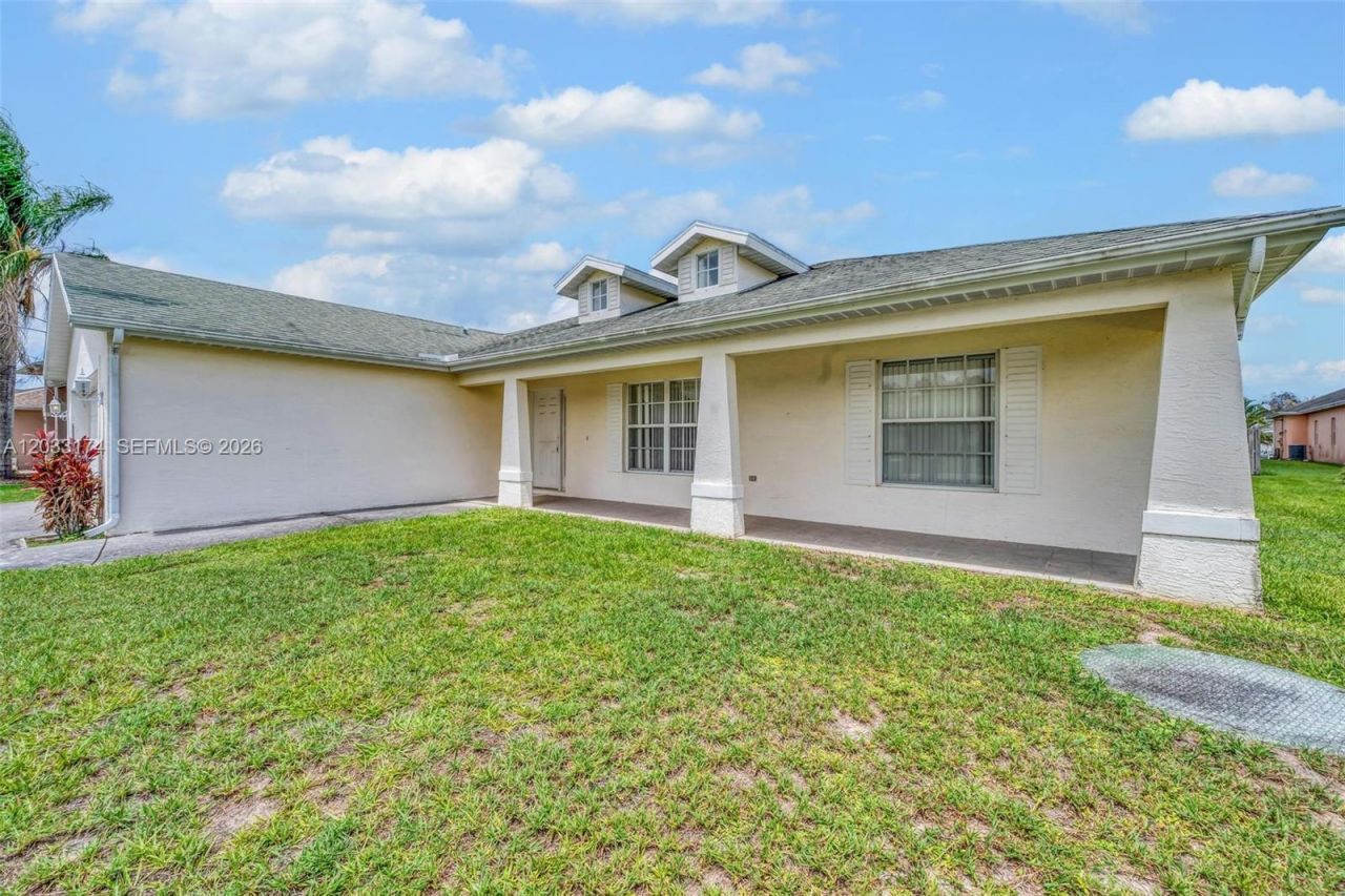 5767 NW Cahaba St , Port Saint Lucie, FL 34986 Photo