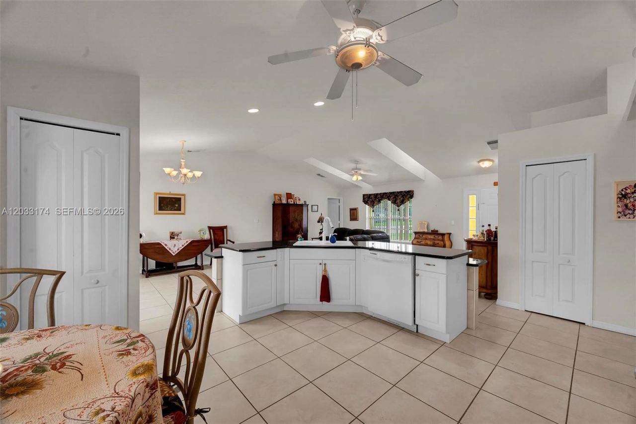 5767 NW Cahaba St , Port Saint Lucie, FL 34986 Photo