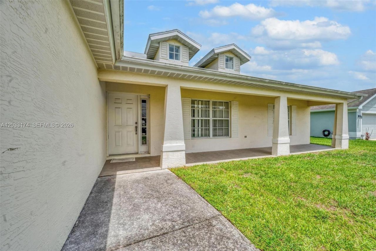 5767 NW Cahaba St , Port Saint Lucie, FL 34986 Photo