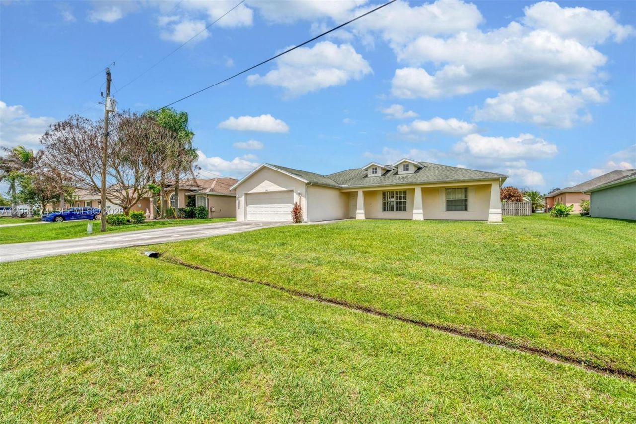 5767 NW Cahaba St , Port Saint Lucie, FL 34986 Photo
