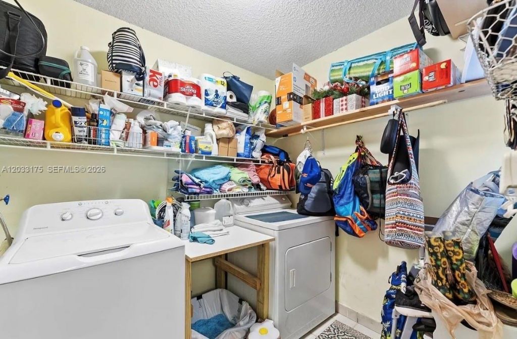 3300 Atlanta St , Unit 15B, Hollywood, FL 33021 Photo