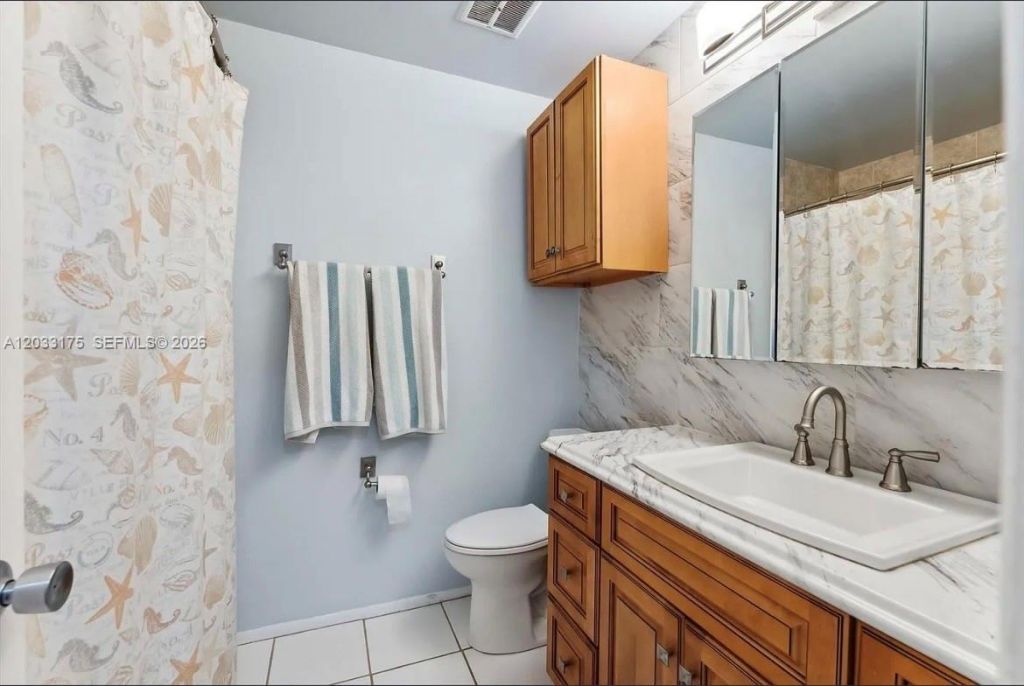 3300 Atlanta St , Unit 15B, Hollywood, FL 33021 Photo