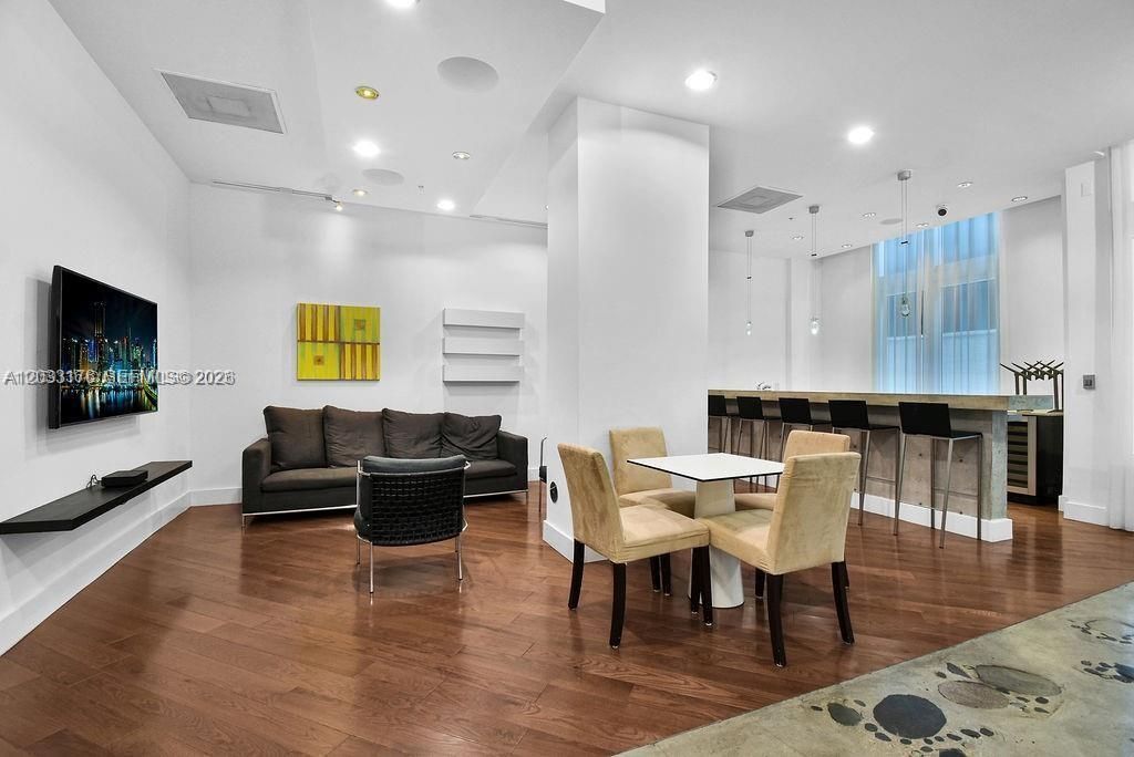 234 NE 3rd St , Unit 507, Miami, FL 33132 Photo