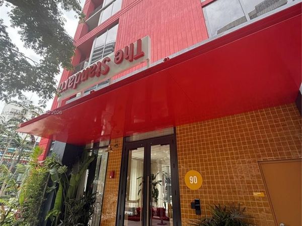 90 NE 32 street , Unit 623, Miami, FL 33127
