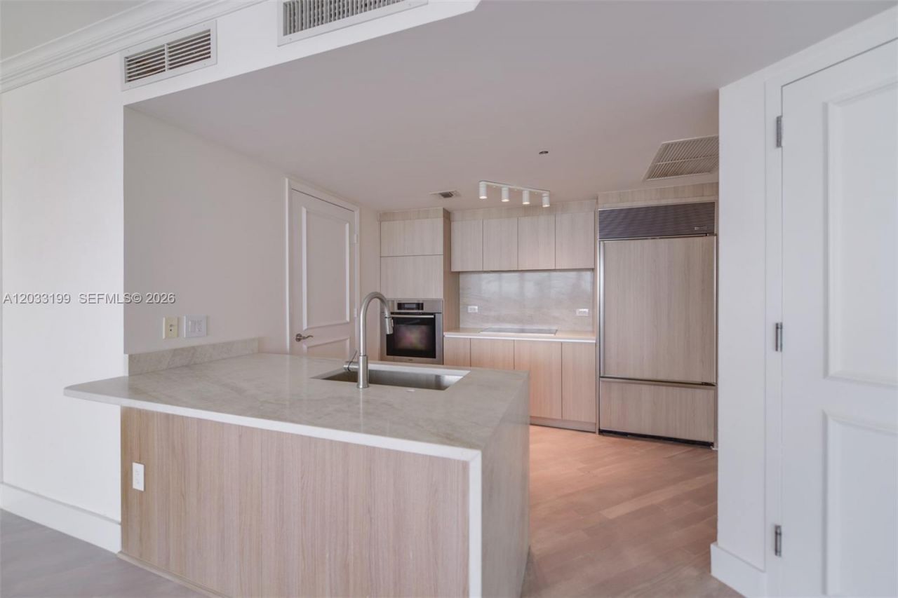 17201 Collins Ave, Unit 2209, Sunny Isles Beach, FL 33160 Photo