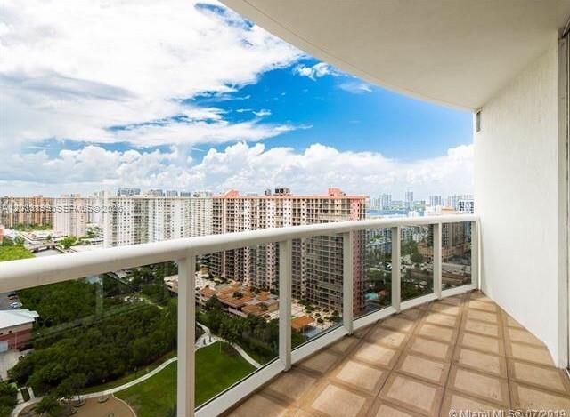 17201 Collins Ave , Unit 2209, Sunny Isles Beach, FL 33160 Photo