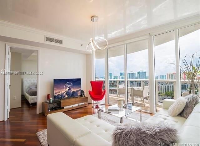 17201 Collins Ave , Unit 2209, Sunny Isles Beach, FL 33160 Photo