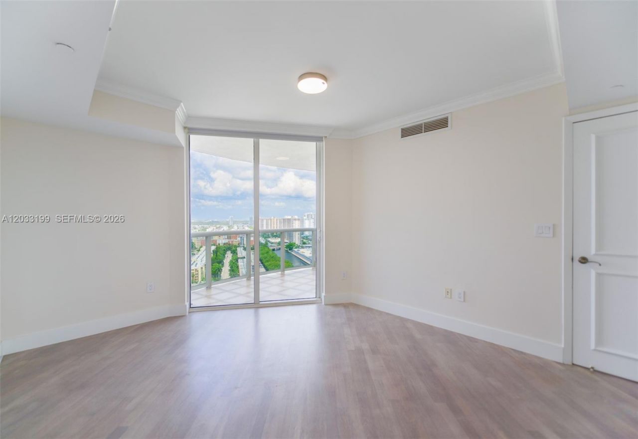 17201 Collins Ave, Unit 2209, Sunny Isles Beach, FL 33160 Photo